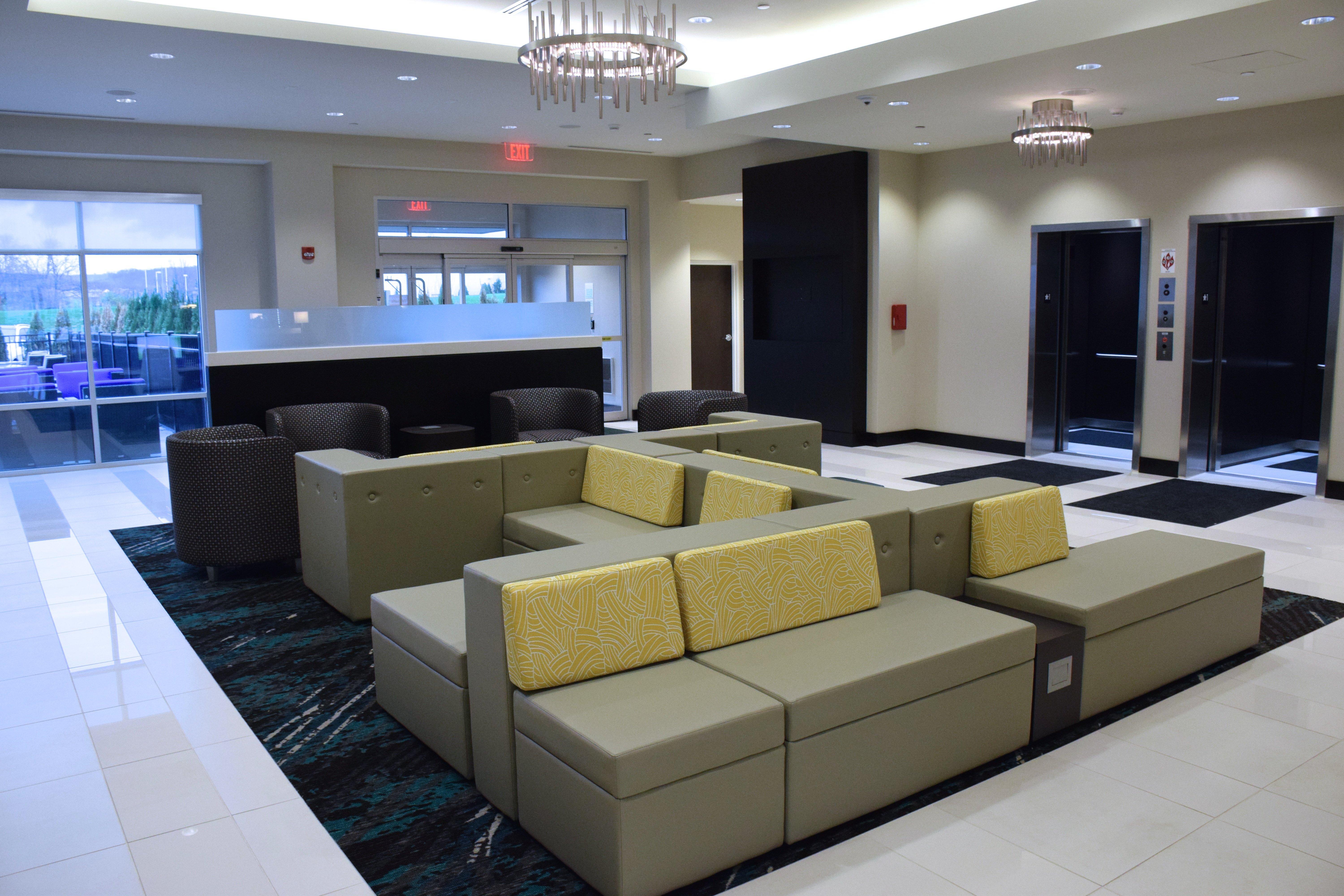 Holiday Inn Cincinnati North West Chester By Ihg Εξωτερικό φωτογραφία